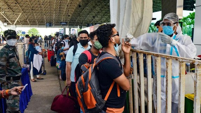 ‘Waited at airport for 7 hrs after arrival’: India implements new Omicron-related travel guidelines