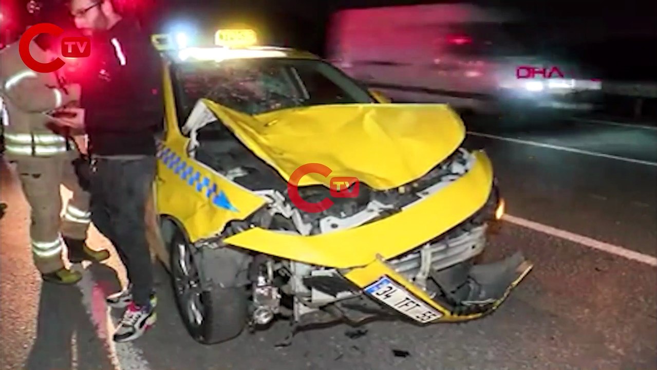 Eyüpsultan'da taksinin çarptığı inek öldü