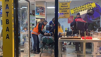 Cam kapıyı fark etmedi, hastanelik oldu