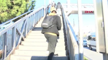 İSTANBUL-ENGELLİLERE MERDİVEN ENGELİ