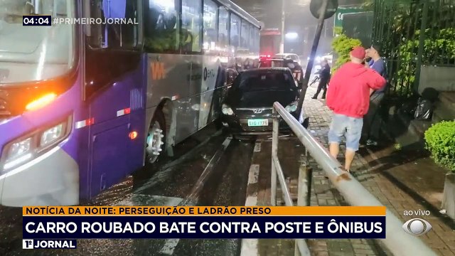 Um roubo de carro terminou em troca de tiros e perseguição na Grande São Paulo. Um bandido acabou detido quando bateu o veículo contra um poste e um ônibus.