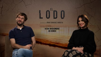 Qué! nos cuentan: Paz Vega y Raúl Arévalo. La gran expectación de su nuevo thriller "El lodo".