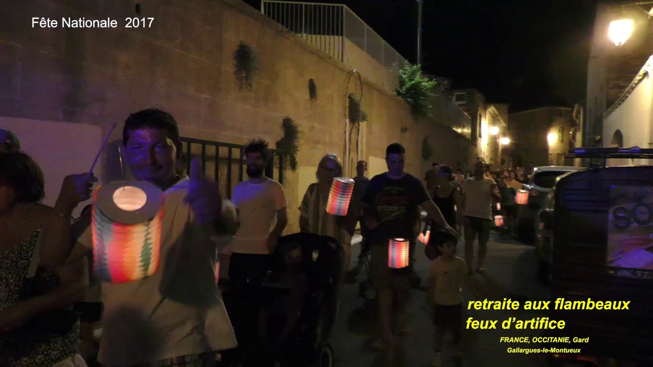 Gallargues le Montueux retraite aux flambeaux et feux d'artifice 2017