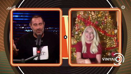 Η εμφάνιση της Ελένης Μενεγάκη στο Βινύλιο