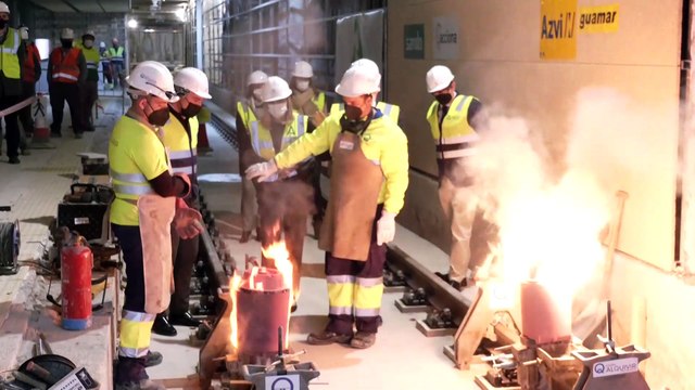 La Junta finaliza el montaje de la vía para la llegada del metro al centro de Málaga
