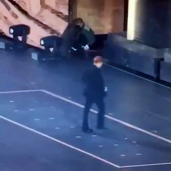 BTS_TAKING_OFF_THEIR_JACKETS(360p)