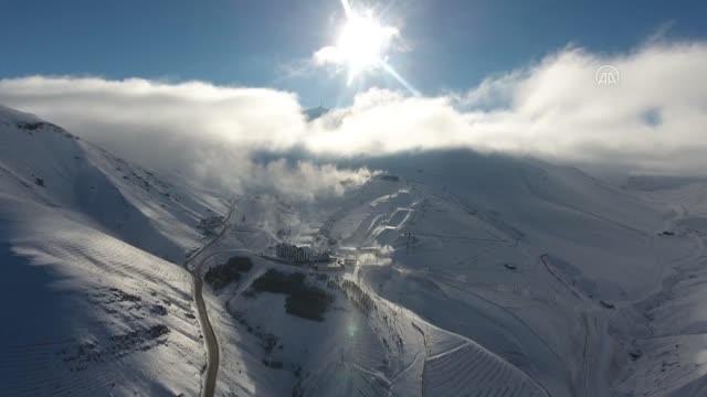 Palandöken'de kayak heyecanı başlıyor