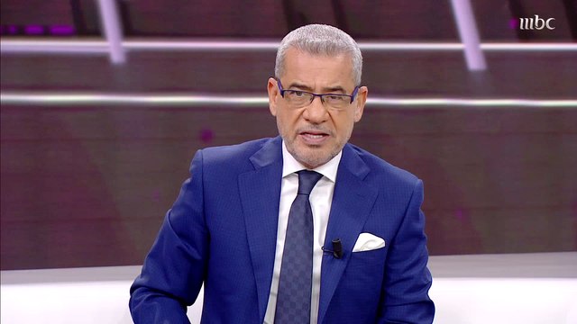 أنصار الأخضر عبر صدى العرب يشعلون سوق واقف في قطر بالأهازيج والتشجيع الذي لا يتوقف.. ومراسل الصدى يتفاعل معهم والآغا كذلك بسبب هذه الأغنية