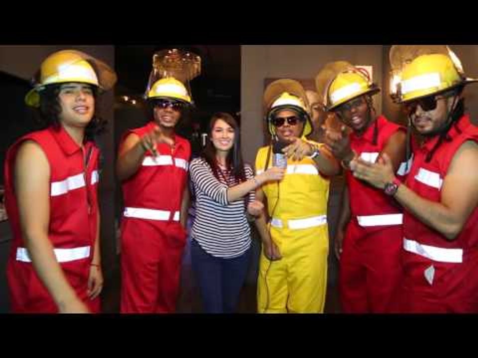 Merenglass cantando diferentes ritmos