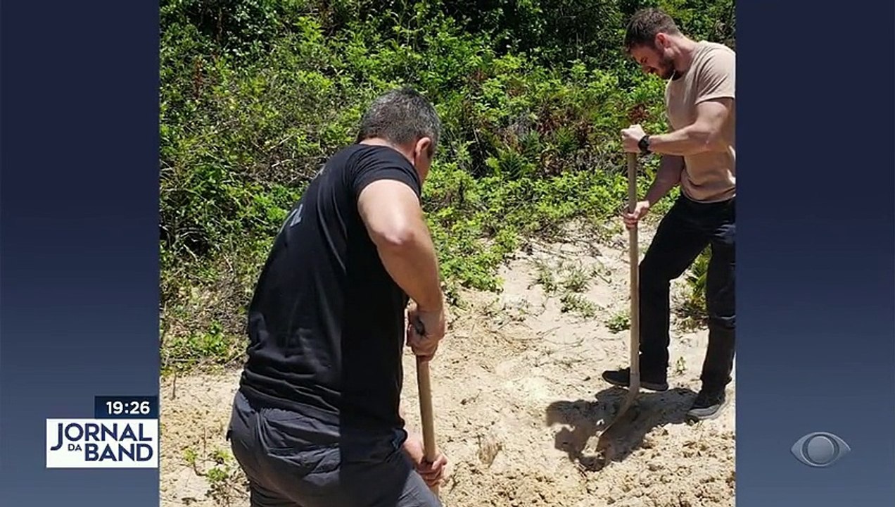 A polícia prendeu três homens suspeitos de terem assassinado uma jovem que estava sumida há quinze dias. #BandJornalismo