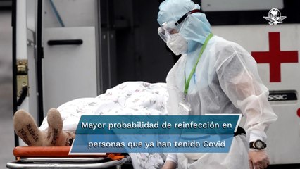 Ómicron parece tener un mayor riesgo de reinfección por Covid-19: expertos de Sudáfrica