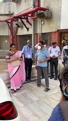 கொரோனா பாதிப்பில் இருந்து மீண்ட கமல்ஹாசன் வீடு திரும்பினார் - வாழ்த்திய அனைவருக்கும் நன்றி