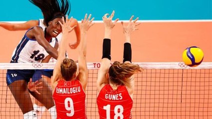 Fenerbahçe, voleybol tarihinin en pahalı transferini yapıyor! Dünyanın en iyisi Egonu'ya çılgın rakam
