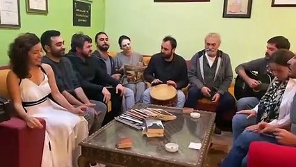 Haluk Bilginer ve ekibinden remiz : 'Öp beni yala beni yut beni şap beni manyak manyak işler'