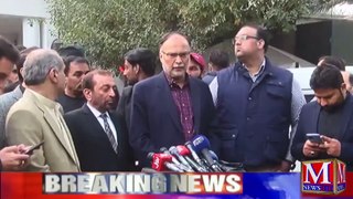 MQM Pakistan Leader Dr Farooq Sattar And PMLN Leader Press Conference in Lahore | Today Latest News