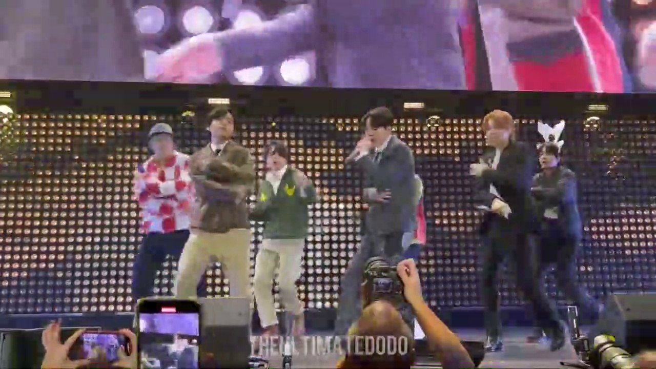 FANCAM 211203 Butter BTS Jingle Ball Concert Performance 2021