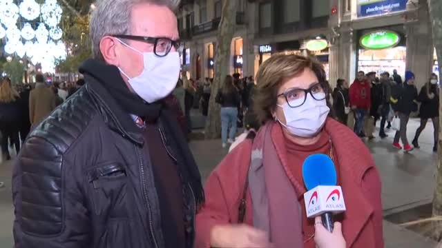 Arranca la temporada de compras navideñas y aglomeraciones en la calle