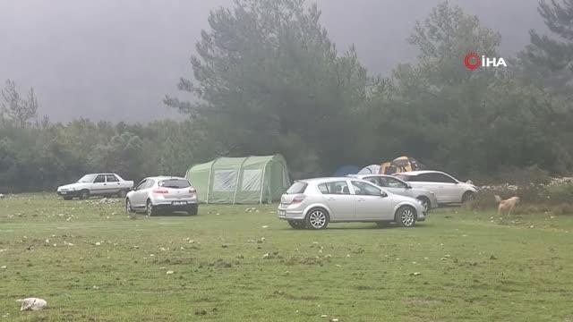 TAMGAKUT ekibine yağmur altında eğitimTAMGA Uluslararası Arama Kurtarma Ekibi (TAMGAKUT)'ne Manisa'da AFAD tarafından hafif arama kurtarma ve AFAD...
