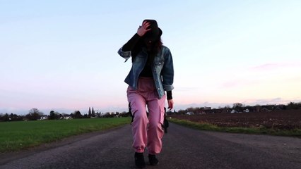 Bijlee Bijlee | Dance Video | Elif Karaman