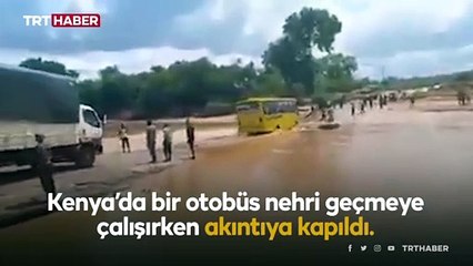 Kenya'da düğün otobüsü nehre düştü: En az 20 ölü