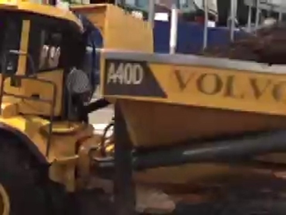 Volvo&komatsu