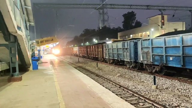 सूरतगढ़ से बठिण्डा के बीच शीघ्र चलेगी इलेक्ट्रिक ट्रेन