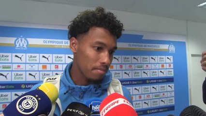 17e j. - Kamara pas d’accord avec l’arbitre sur sa main amenant le penalty