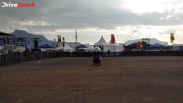 शानदार बाइक स्टंट | इंडिया बाइक वीक 2021 | केटीएम बाइक्स