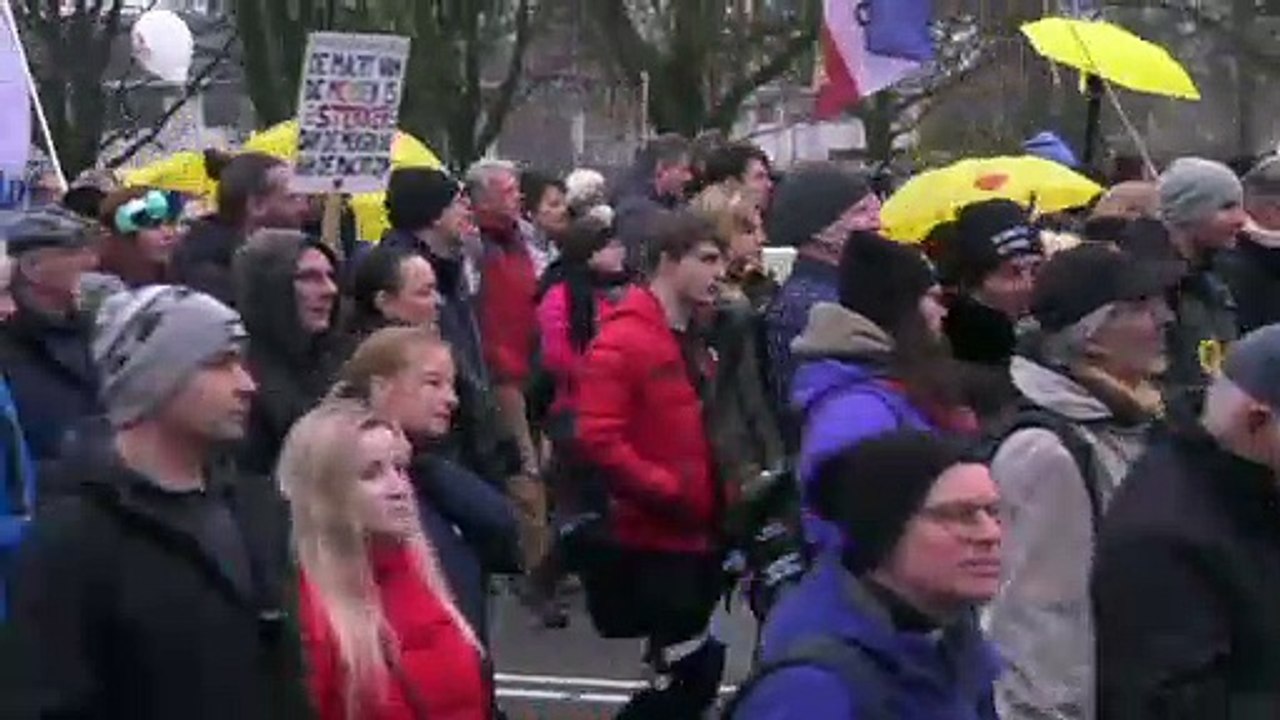 Protestas en varios países europeos contra los confinamientos y el pase sanitario