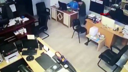 Araba çalıp şehir şehir gezen çocuklar sonunda yakalandı