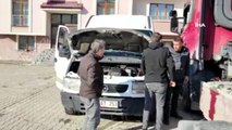 Erzurum'da etkili olan soğuk hava araçların donmasına neden oldu