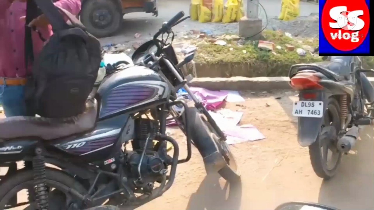 kisi ko agar samman deke baat karo to use lagta hai ki agla banda (c) hai