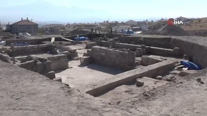 Kültür ve Turizm İl Müdürü Şükrü Dursun: "Burası Bizans İmparatoru 2. Konstantin'in kaldığı yer olarak düşünülmekte"