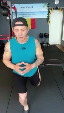 —Gear by @bodyengineers —Happy Monday & Great Week Everyone ! —Salut la famille, j’espère que vous allez bien et que vous avez passé un bon week-end ? Voici mon entraînement Bas du Corps de ce lundi midi . Bonne semaine.« Life is 10% what happens t