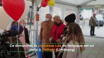 La princesse Léa et Saint - Nicolas distribuent des cadeaux aux enfants sinistrés