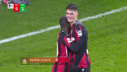 Schick scores four as rampant Leverkusen hit seven past Furth