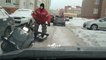 En russie on peut croiser des moto-neiges à contre-sens