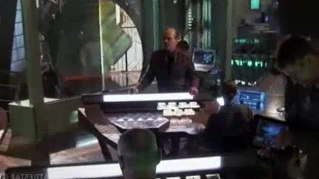 Stargate Atlantis S05E20 - Enemy At The Gate