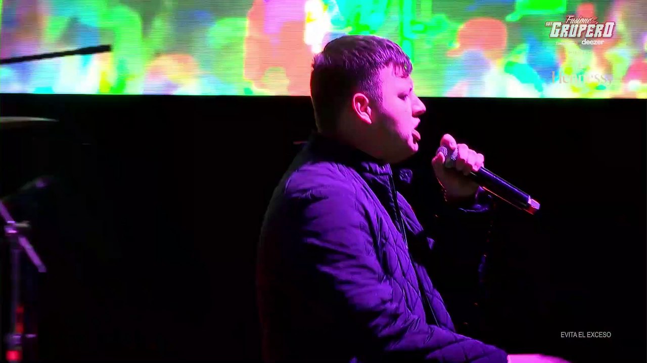 EME Malafe y Los Chavalos de la Perla - Dando El Rol  en Fusiones Soy Grupero