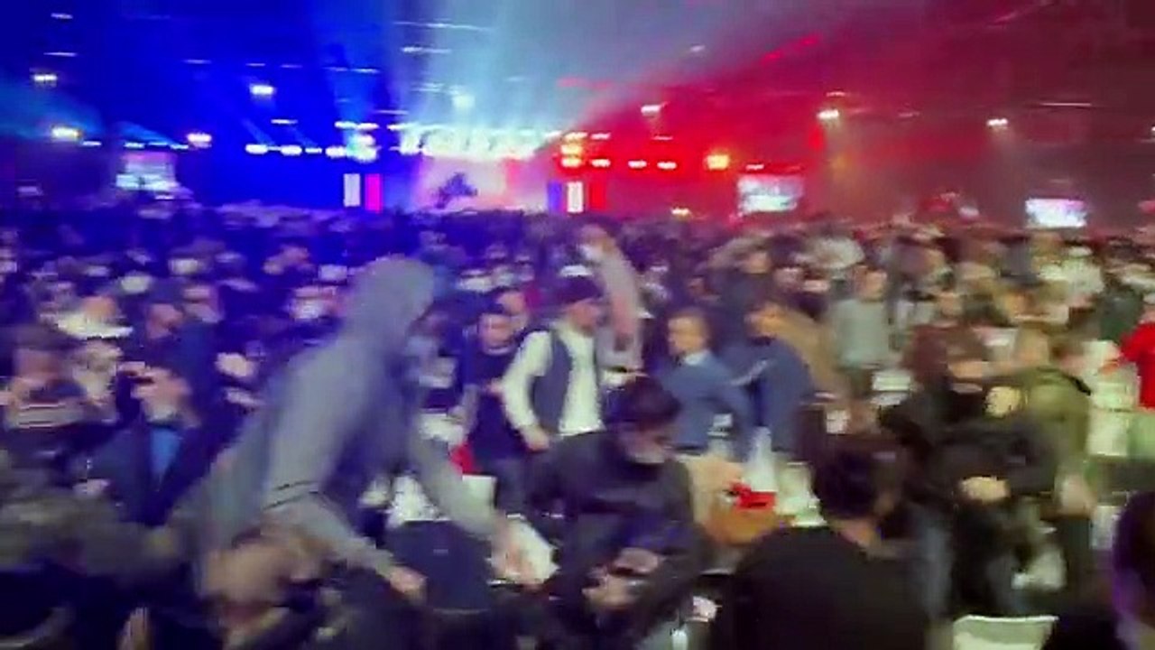 Meeting d'Eric Zemmour: Altercation entre des militants de SOS Racisme et des militants