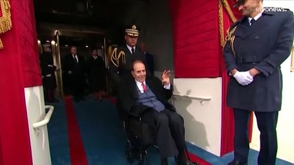 Bob Dole, candidat républicain malheureux à la présidentielle américaine, est mort