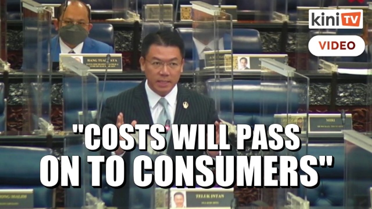 MP: How many licenses do coffee shops need to apply for?