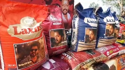 வெள்ளத்தால் பாதிக்கப்பட்ட மக்களுக்கு ஓடோடிச் சென்று உதவும் விஜய் மக்கள் இயக்கம்.. குவியும் பாராட்டு!