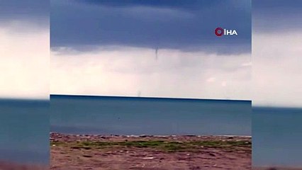 Antalya'da denizde iki farklı noktada çıkan hortum kamerada