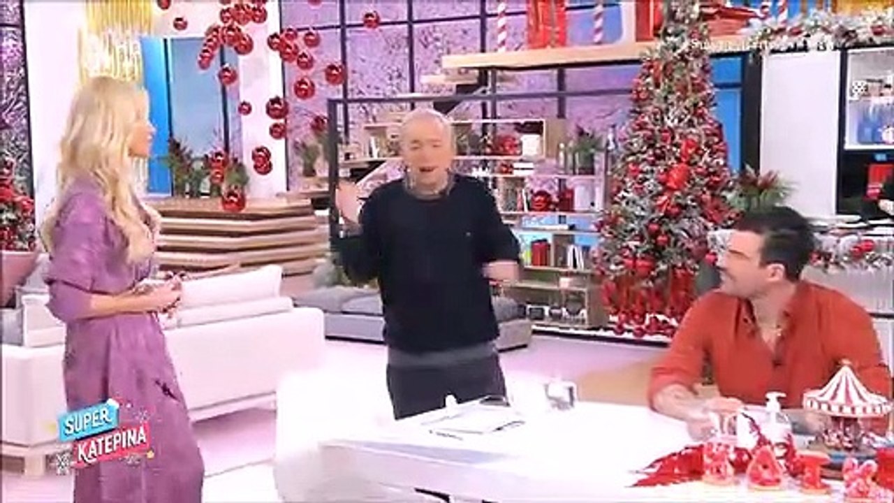 Ανδρέας Μικρούτσικος:  Επέστρεψε και έδωσε συμβουλές στην Καινούργιου: «Έχεις μια θλίψη, ένα ικετευτικό…»