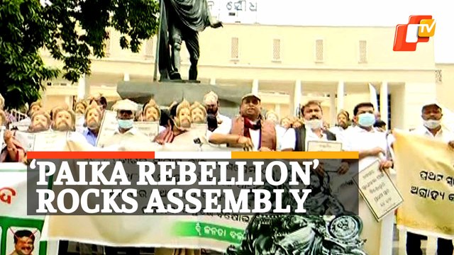 BJD holds Mask Protest Over ‘Paika Bidroha’