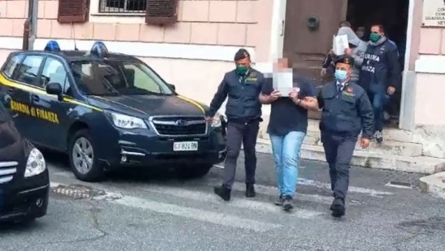 Roma - Frode fiscale con false fatture e riciclaggio: 3 arresti, sequestri per oltre 35 milioni (06.12.21)