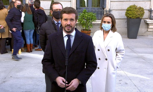 Casado denuncia el revisionismo suicida del Gobierno en el 43 aniversario de la Constitución
