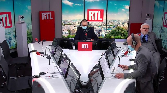 VIDÉO - Pascal Praud danse, chante et encense Clara Luciani, album RTL de l'année