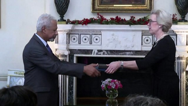 Covid oblige, c'est à Londres que l'Africain Abdulrazak Gurnah reçoit son prix Nobel de littérature